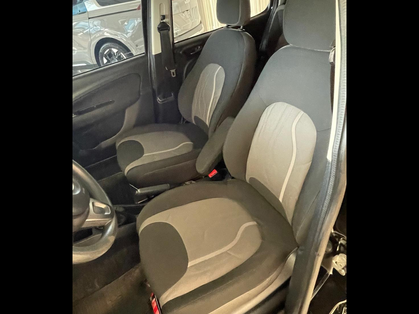 Foto Fiat Uno Way 1.4 2016